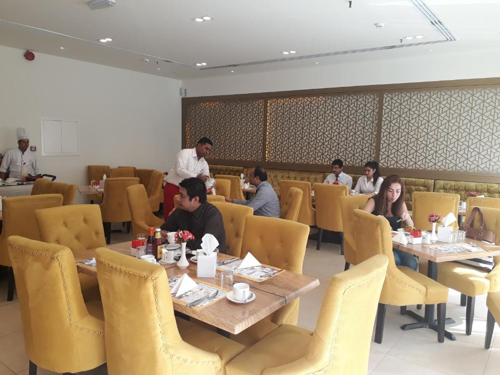 رویال فالکون